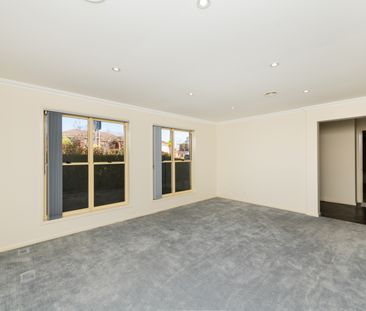 111 Morton Street, Crestwood NSW 2620 - House For Rent | Domain - Photo 2