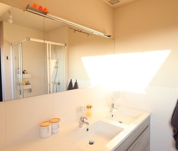 Modern duplex appartement in het centrum van Ardooie - Photo 6