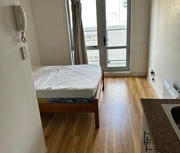 Studio unit - Photo 5