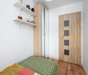 Pokój 1-osobowy nr 4 przy ul. Kolonia Zręby 15 - Photo 2