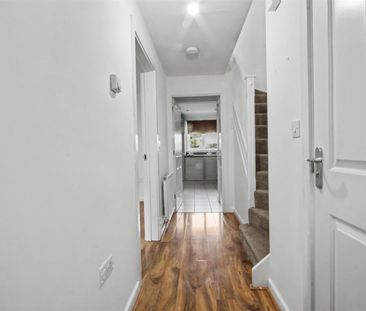 3 Bedroom House to let - Photo 2