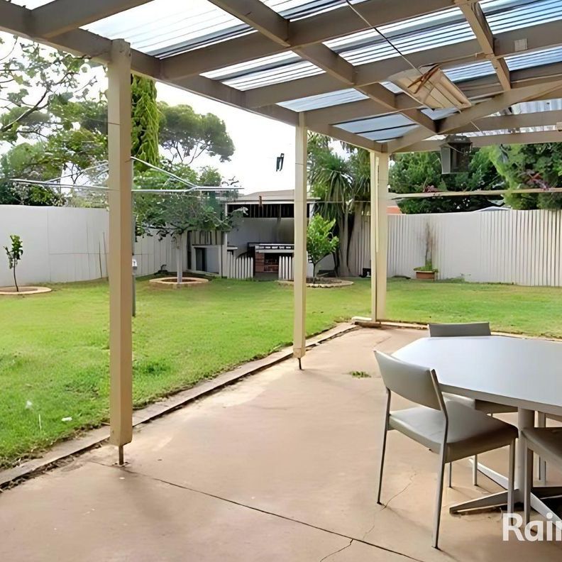 63 Entally Drive, Albanvale, VIC 3021 - Photo 1