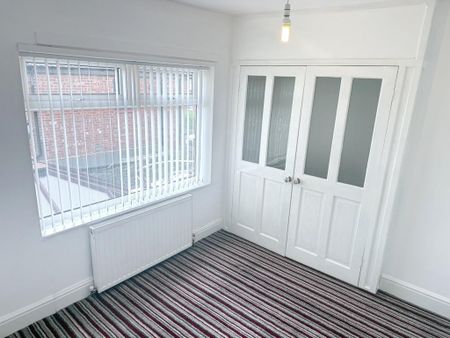 3 bedroom semi-detached house to rent - Photo 4