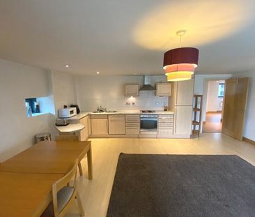2 bedroom apartment to rent - Photo 2