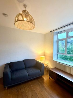 3 Bed Flat, Homerton Road, E9 - Photo 1