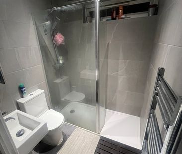 Room in a Shared Flat, Dacre Park, SE13 - Photo 4