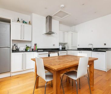 2 bedroom apartment to rent - Photo 5