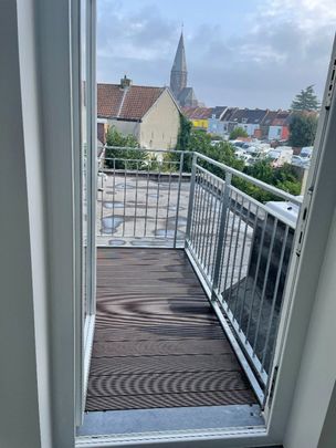 Ruim duplexappartement met terras in stationsbuurt - Photo 1