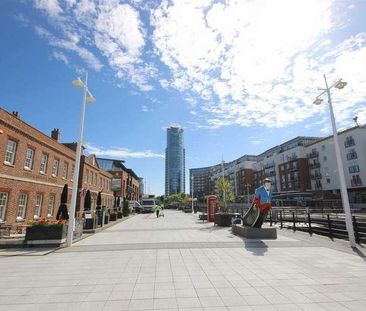 No Building, Gunwharf Quays, Portsmouth, PO1 - Photo 6