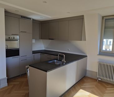 SCHÖNE 2.5-ZIMMERWOHNUNG DIREKT BEIM HUBERTUS - Photo 2