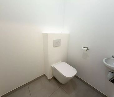 location vide 3p 67.70m² + terrasse + stationnement - Photo 2