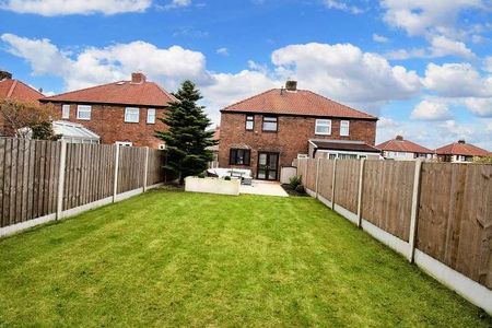 Leach Lane, Sutton Leach, WA9 - Photo 5