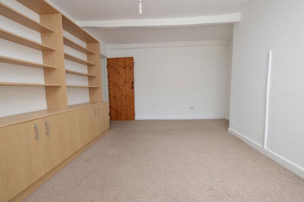 4 bedroom cottage to rent - Photo 1