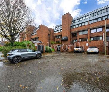 Britten Close, London, NW11 - Photo 2
