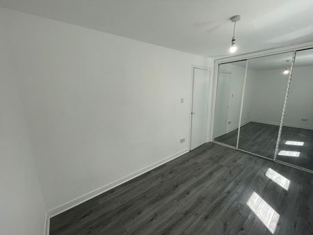 1 Bed Flat, St Georges Road, G3 - Photo 2