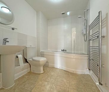 1 bedroom ground floor flat to rent - Photo 5