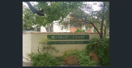 LOCK UP AND LEAVE - Photo 5