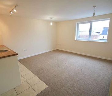 Amber Court, Fratton Road, Portsmouth, PO1 - Photo 4