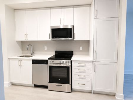 For Lease - 2450 Old Bronte Road Unit# 447, Oakville, Ontario - Photo 3