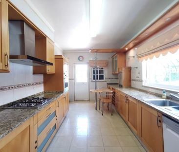 5 room luxury House for rent in Cascais, Lisbon - Photo 4