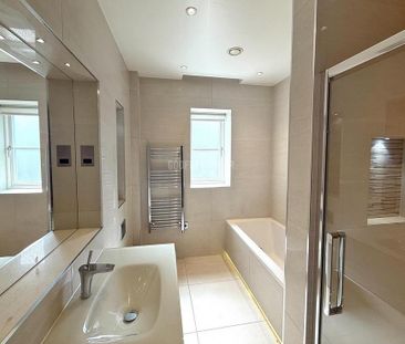 3 bedroom apartment to rent - Photo 6