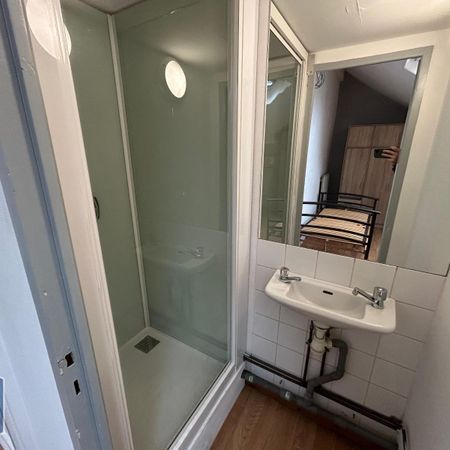 Location Appartement 1 pièce 19m² LILLE 59000 - Photo 3