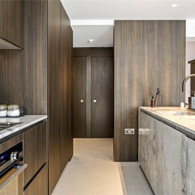 4 bedroom semi-detached house to rent - Photo 1