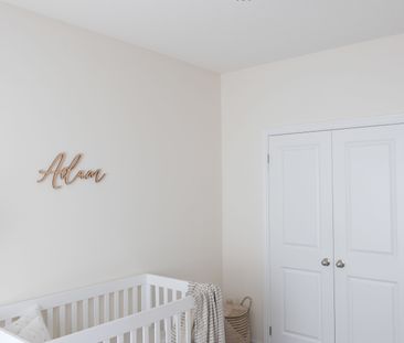 For Lease - 20 Conarty Crescent, Whitby, Ontario - Photo 6