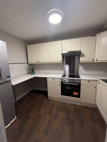2 Bed Flat, Tollcross Road, G32 - Photo 2