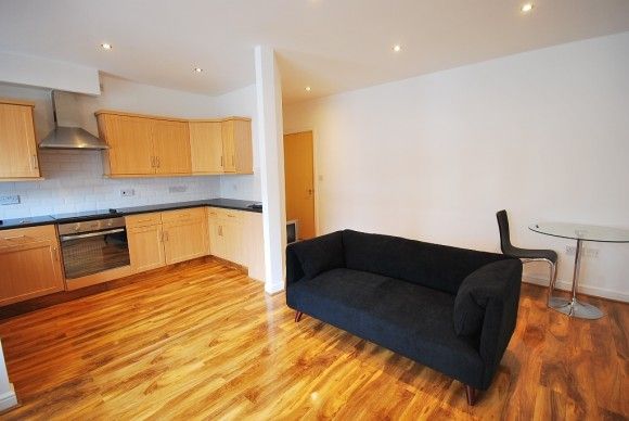 2 Bed - Breamish Quays, Quayside, Newcastle - Photo 1