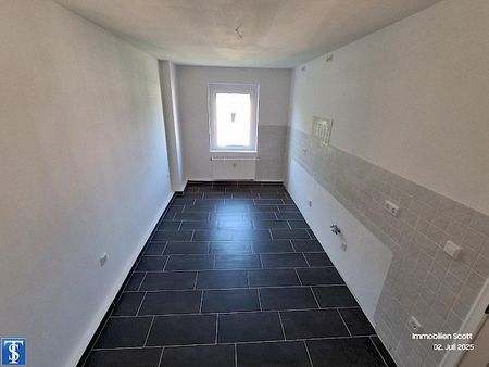 Neu renovierte 4-Zimmer-Wohnung am Stadtrand von Plauen! - Photo 2