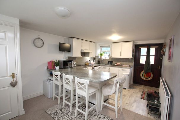 3 Bedroom Barn Conversion, Chester - Photo 1