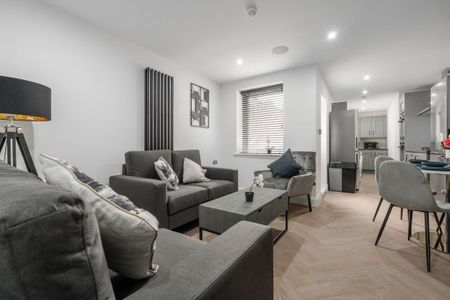 6 bedroom house to rent - Photo 2