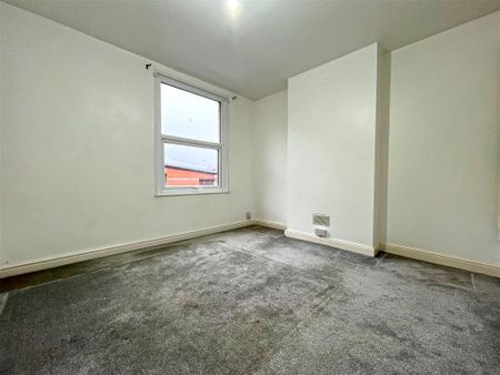 2 bedroom End of terrace house to rent - Photo 3