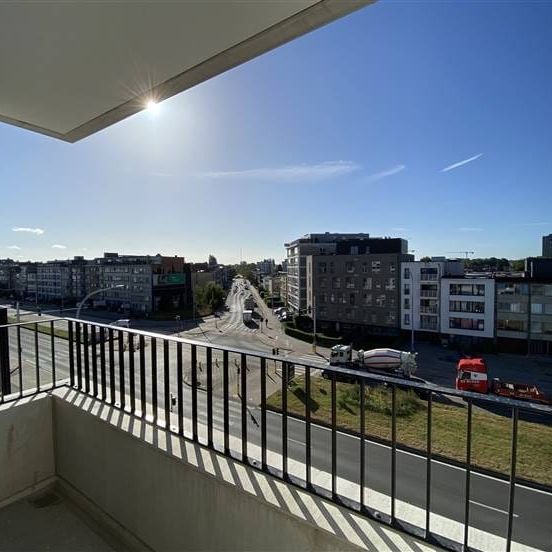 Appartement te huur - Photo 1