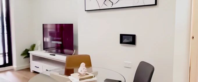 8 Kingsborough Wy, Sydney - Photo 1