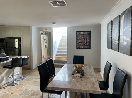 Happy Valley - Photo 3