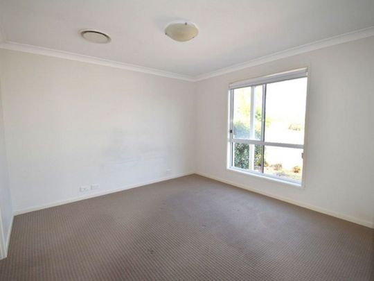 Perfect Family Home - Photo 1