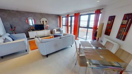 2 Bed Flat, Lochinvar Drive, EH5 - Photo 2