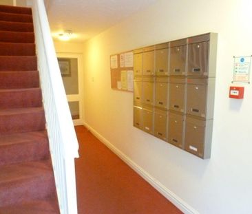 1 bedroom flat to rent - Photo 6