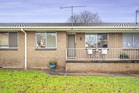 Walking Distance To Albury Base Hospital - Photo 5