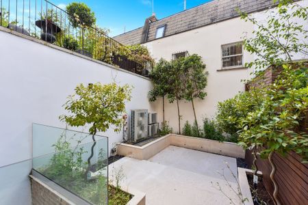 4 bedroom terraced house with 4 receptions and 2 bathrooms in Hyde Park, W2 - Photo 4