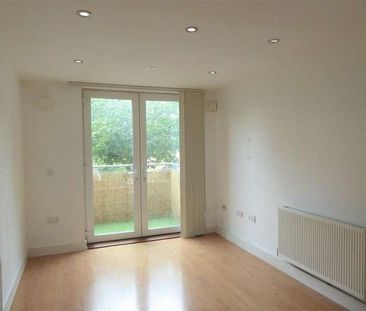 Duke Court, Pontes Avenue, Hounslow, TW3 - Photo 6