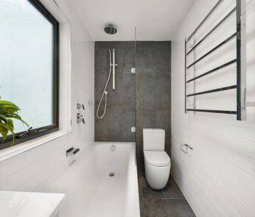 Tranquil Living In Harbourside Pocket One Street Back From The Water - Photo 6