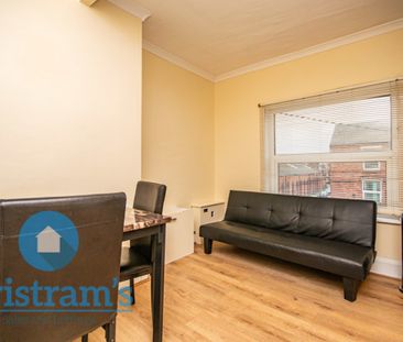 2 bed Flat for Rent - Photo 3