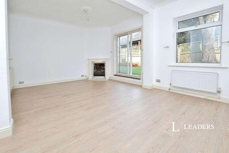 Meida Flores, Lucas Road, Colchester, Essex, CO2 - Photo 5