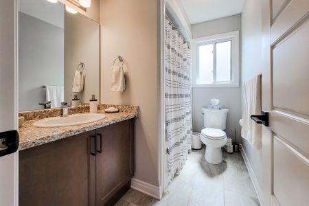 For Lease - 28 Spring Crest Way, Thorold, Ontario - Photo 2