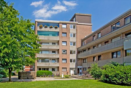 Demnächst frei! Geräumige 4-Zimmer-Wohnung in Neuss Derikum - Foto 4