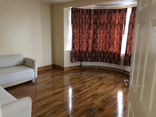 Room in a Shared Flat, Harrow, HA3 - Photo 1