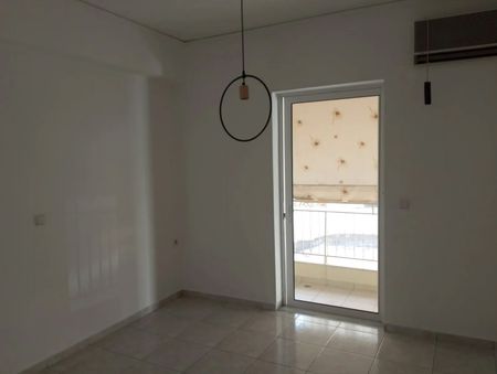 Διαμέρισμα για ενοικίαση Άγιος Γεώργιος (Νίκαια) - Photo 2